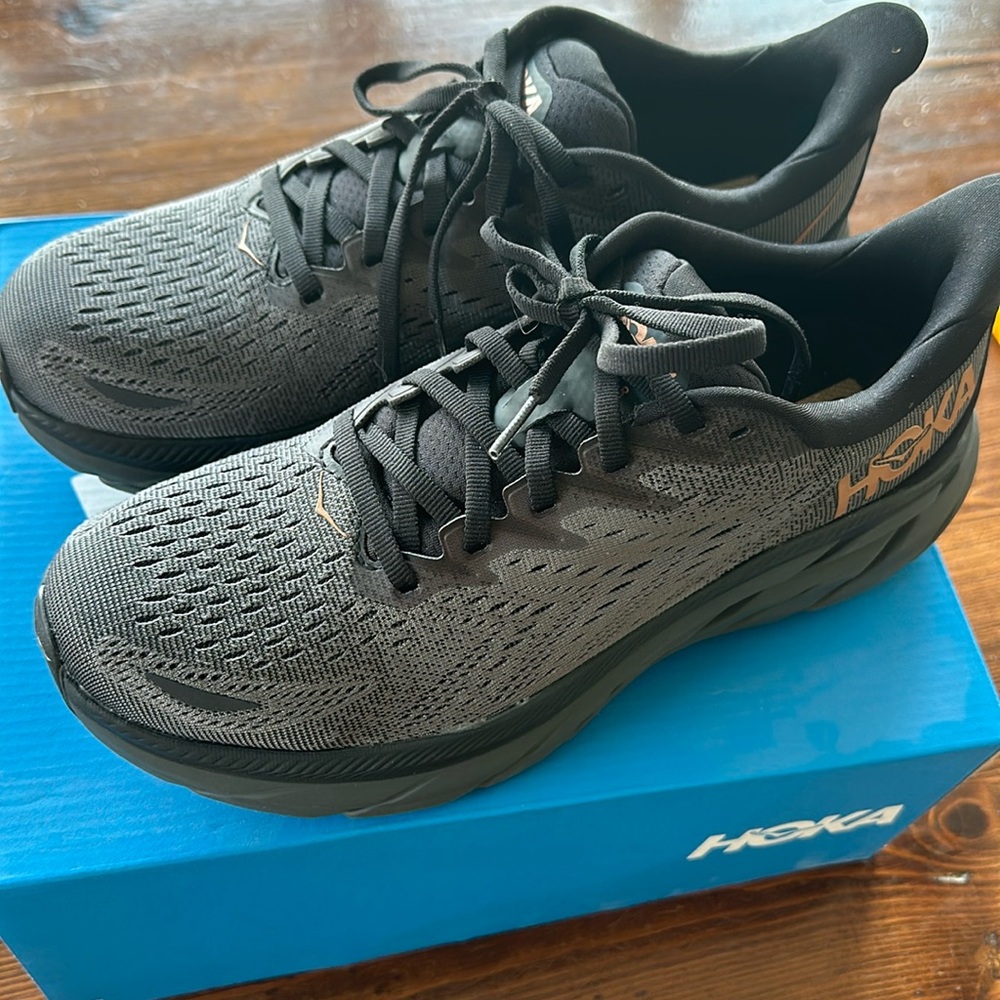 Hoka Clifton 8 Women’s